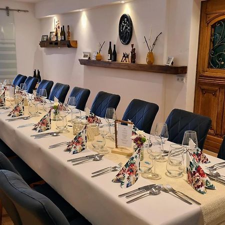 Ferienwohnung Rosenberg Oberemmel Bagian luar foto